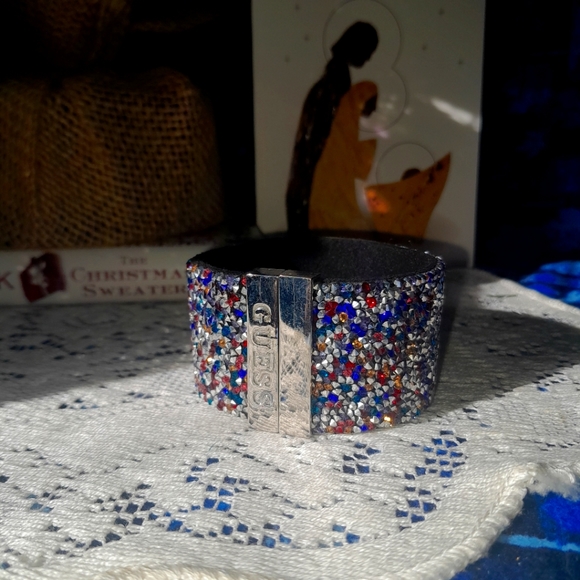 GUESS Colorful Glitter Sparkly Bedazzled Bling Crystal Magnetic Cuff Bracelet - Picture 11 of 11